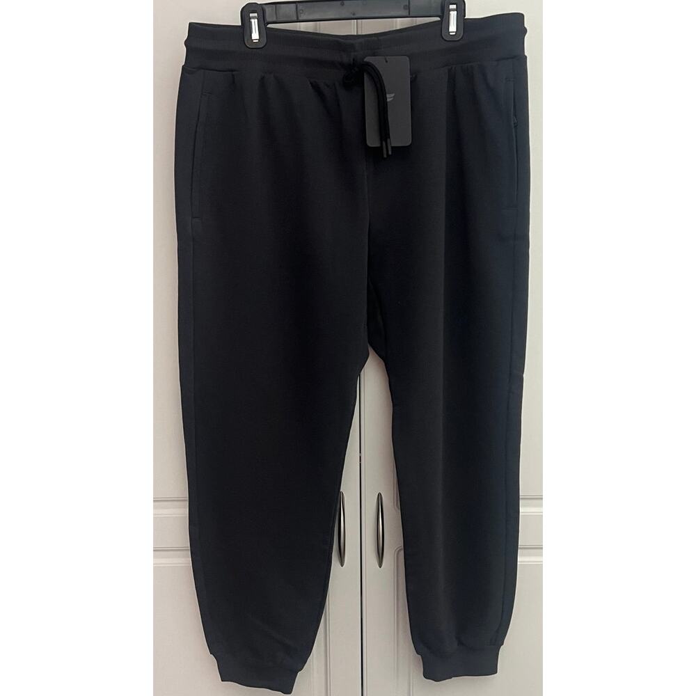 Fabletics Men's The Courtside Jogger in Gray Size XL  NWT